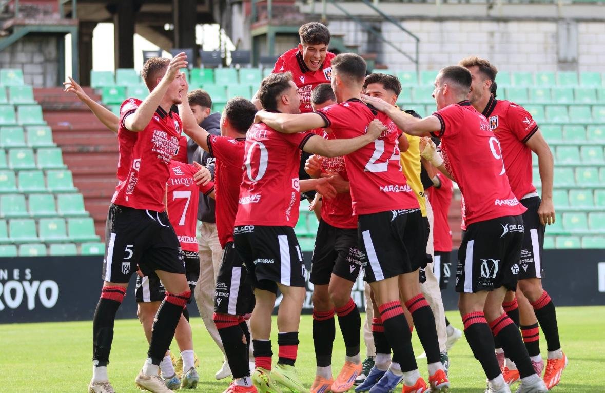 Celebración de el Mérida contra el Real Madrid Castilla